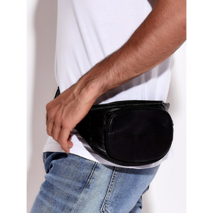 Black leather kidney with an elliptical pocket
