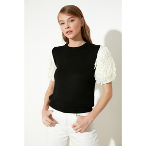 Trendyol Sweater - Black - Semi-fit