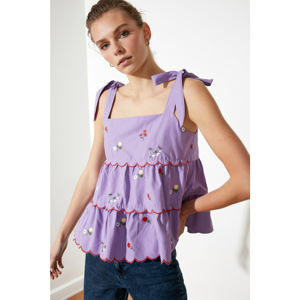 Trendyol Lila Flower Detailed Blouse