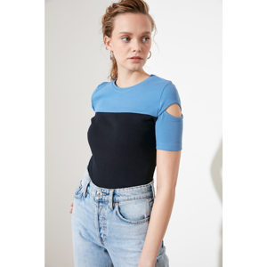 Trendyol Navy Blue Color Block Wicked Knitted Blouse