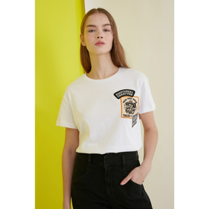 Trendyol White Printed Loose Knitted T-shirt T-Shirt