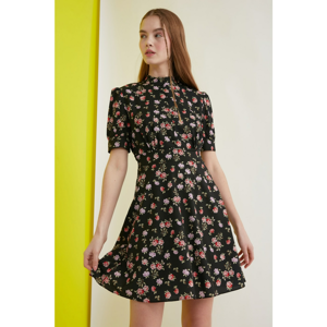 Trendyol Black Right Collar Floral Dress