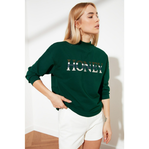Trendyol Emerald Green Embroidered Upright Collar Knitted Sweatshirt
