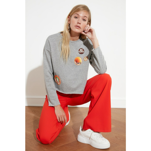 Trendyol Gray Knitted Patch Detailed Sweatshirt