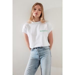 Trendyol White Crop Knitted T-Shirt