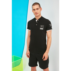 Trendyol Black Men's Regular Fit St notched V-Neck Short Sleeve T-Shirt