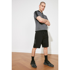 Trendyol Black Men's Regular Fit Shorts & Bermuda