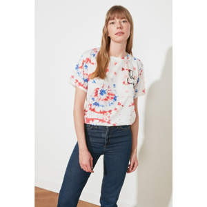 Trendyol MulticolorEd Batik and Embroidered Boyfriend Knitted T-Shirt