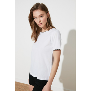 Trendyol White Leopard Biye Detailed Basic Knitted T-Shirt