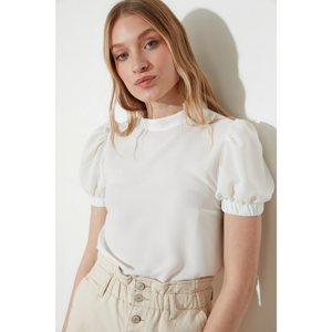 Trendyol Ecru Arms Ruffle Blouse