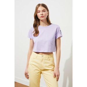 Trendyol Lila Embroidered Crop Knitted T-Shirt
