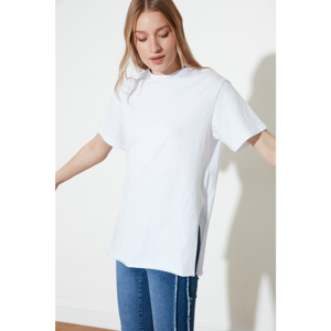 Trendyol Boyfriend Knitted T-Shirt WITH White Back Embroidery