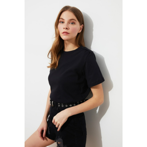 Trendyol Basic Knitted T-Shirt WITH Black Vatka Button Detail