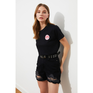 Trendyol Semiftted Knitted T-Shirt WITH Black Patch Detail