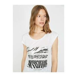 Koton Women's Foil Zebra Printed Crew Neck Standard Fit T-Shirt
