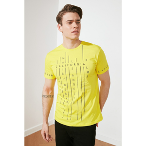 Trendyol Yellow Men's Regular Fit Printed Short Sleeve T-Shirt
