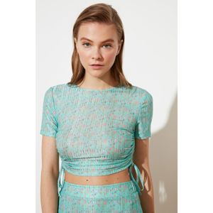 Trendyol Mint Ruffled Printed Crop Knitted Blouse