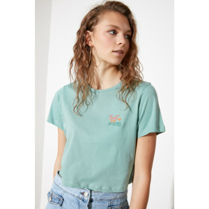Trendyol Mint Embroidered Crop Knitted T-Shirt