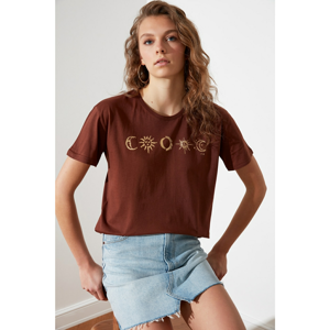 Trendyol Brown Leaf Printed Semifitted Knitted T-Shirt