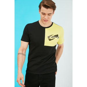 Trendyol Black Men's Regular Fit Crew Neck Short Sleeve Printed T-Shirt