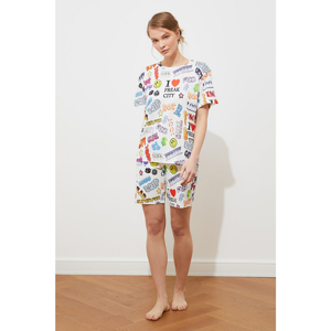 Trendyol Printed Knitted Pajamas Set