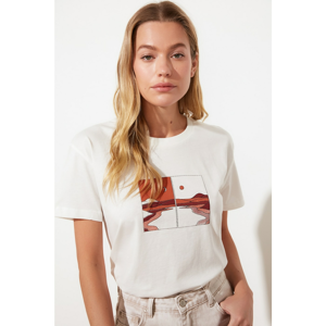 Trendyol White Printed Semifitted Knitted T-Shirt