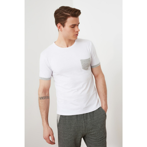 Trendyol White Men's Slim Fit Crew Neck Short Sleeve T-Shirt with Pocket
