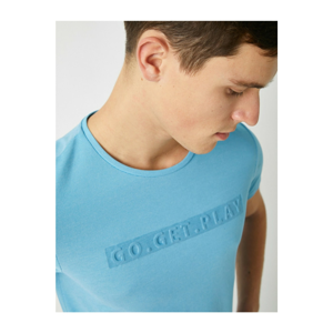 Koton Men's Blue Embossed Short Sleeve T-Shirt