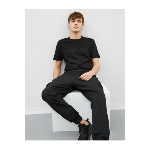 Koton Men's Black Slim Fit Basic Cotton Short Sleeve T-Shirt