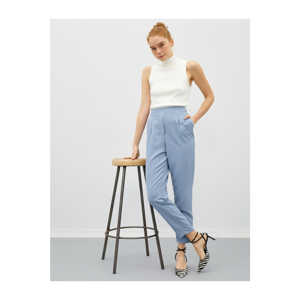 Koton Women's Blue Pocket Pleated Detailed Trousers