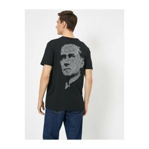 Koton Men's Black Atatürk Printed T-Shirt
