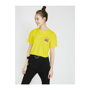 Koton Women's Yellow Crew Neck Short Sleeve Printed T-Shirt