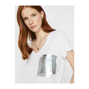 Koton Sequin Pocket Detailed V-Neck Standard Fit T-Shirt