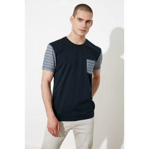Trendyol Navy Blue Men's Regular Fit Short Sleeve Sleeve Detailed T-Shirt