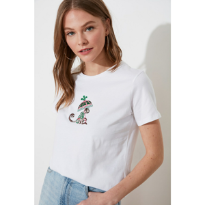 Trendyol White Embroidered Basic Knitted T-Shirt