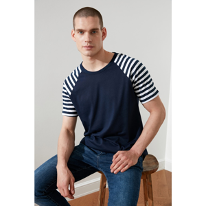 Trendyol Navy Blue Men's Regular Fit Crew Neck Short Sleeve T-Shirt