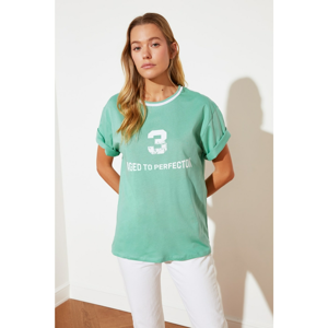 Trendyol Green Boyfriend Printed Knitted T-Shirt