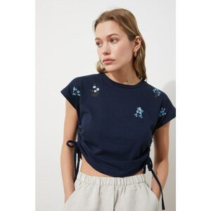 Trendyol Navy Blue Shirred Embroidered Crop Knitted T-Shirt