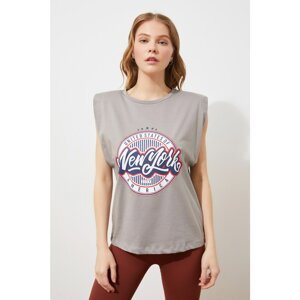 Trendyol Basic Knitted T-Shirt With Gray Printed Wadding