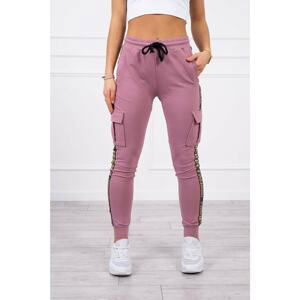 Cargo trousers dark pink