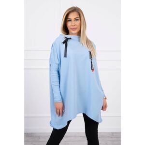 Oversize sweatshirt with asymmetrical sides of cyan color