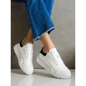 SMALL SWAN WHITE SNEAKERS WITH ECO LEATHER