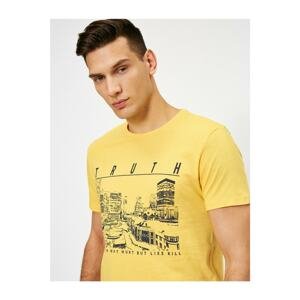 Koton Men's Yellow Letter Printed T-shirt