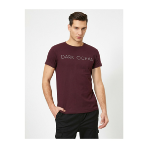 Koton Men's Burgundy Crew Neck Printed Printed Slim Fit T-shirt