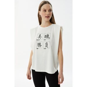 Trendyol White Printed Padded Basic Knitted T-Shirt