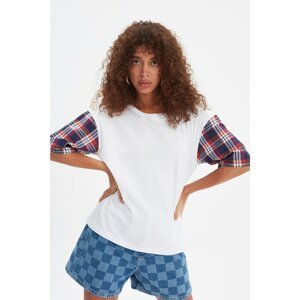 Trendyol White Loose Knitted T-Shirt