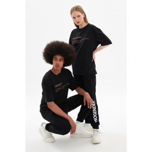 Trendyol Black Unisex Oversize Fit 100% Cotton T-Shirt