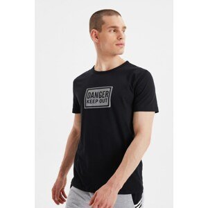Trendyol Black Men's Slim Fit Short Sleeve Reflector Printed T-Shirt