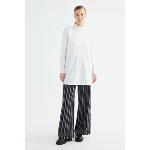 Trendyol White Vertical Collar Knitted Underwear Tunic