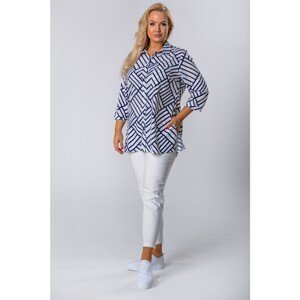 Shirt-cut blouse with 3/4 sleeves and a breast pocket